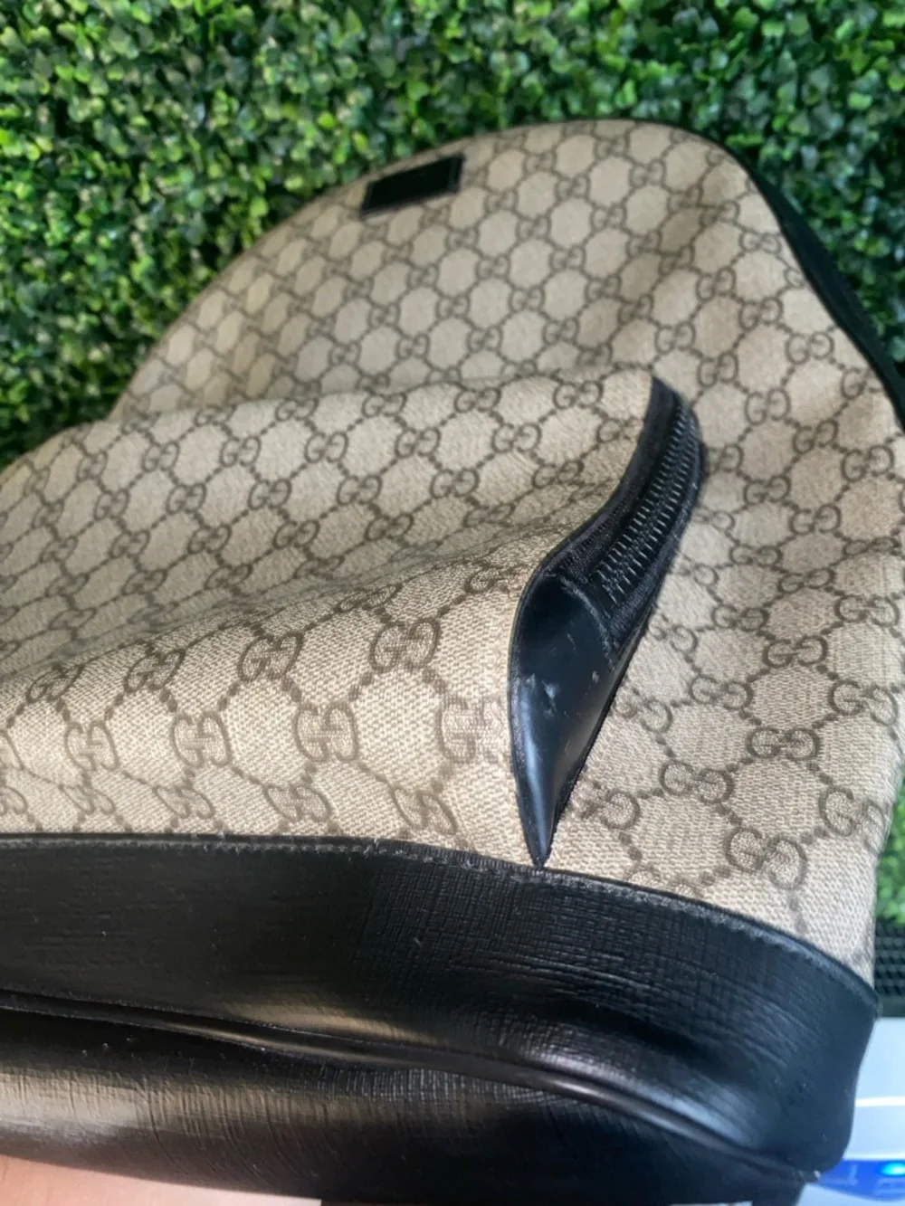 Gucci Beige GG Supreme Canvas Backpack with Black Leather Trim - Picture 8 of 9